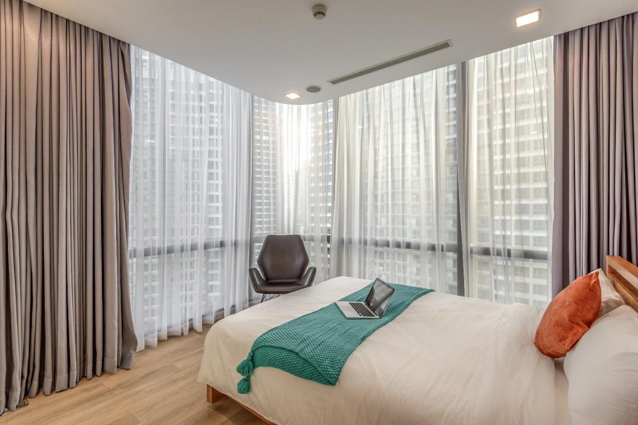 Landmark 81 - Imperial Residence Хошимін Екстер'єр фото